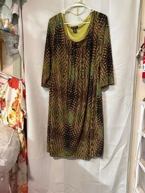 Glamour Scoop-Neck Patterned Long Sleeve Dress in Olive and Black